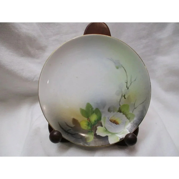 Dessert Plates, Cake Plates, White Flowered made in Japan - Picture 6 of 9